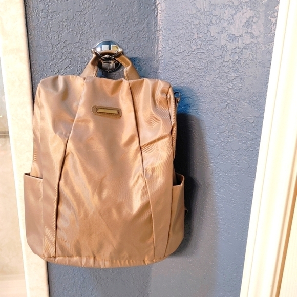 NWOT Shimmery backpack W Removeable Strap Large Inner Pocket W Zipper. - Picture 1 of 16